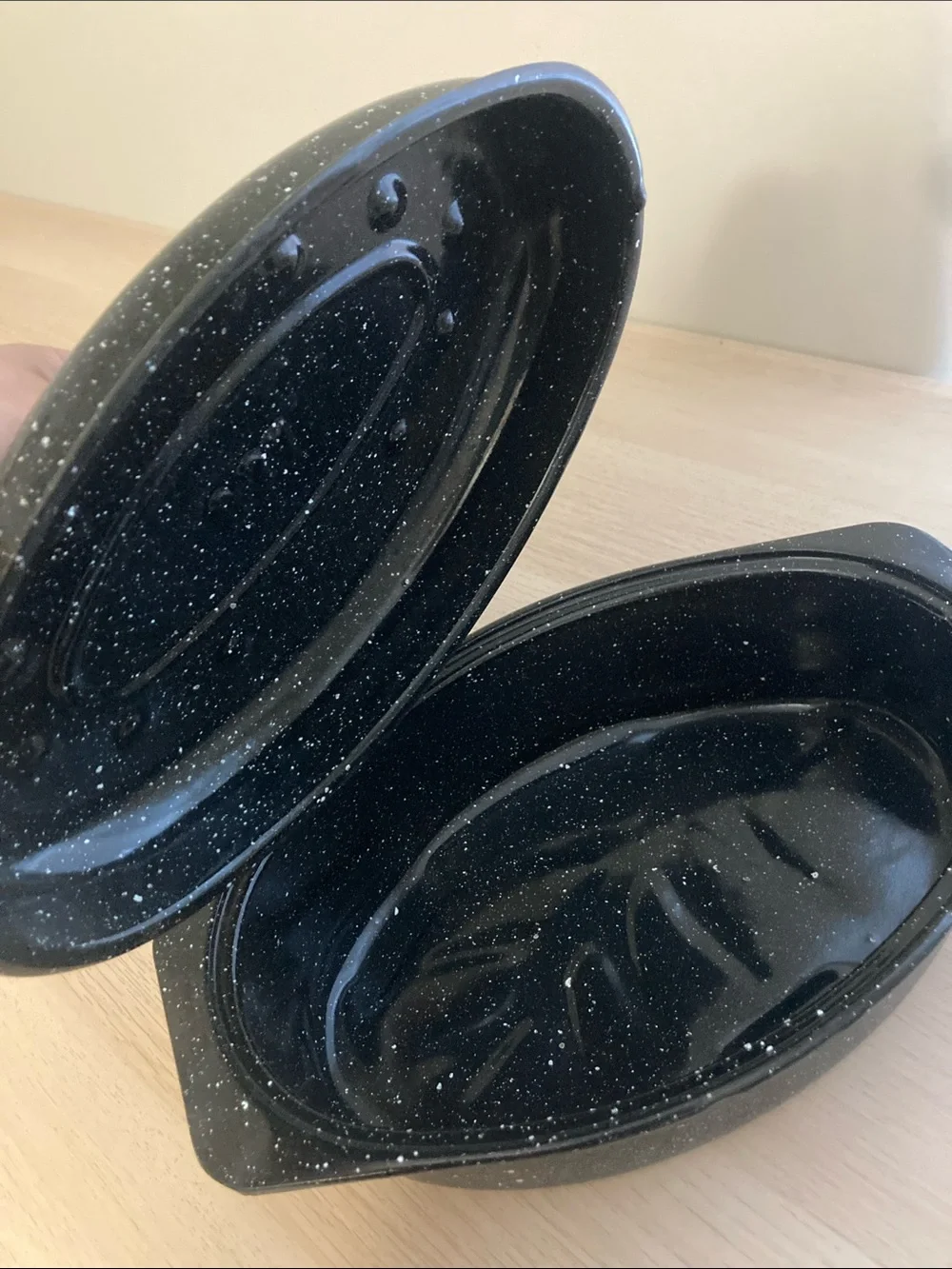 Vintage Black Speckled Roaster Pan with Lid - Brand Unspecified